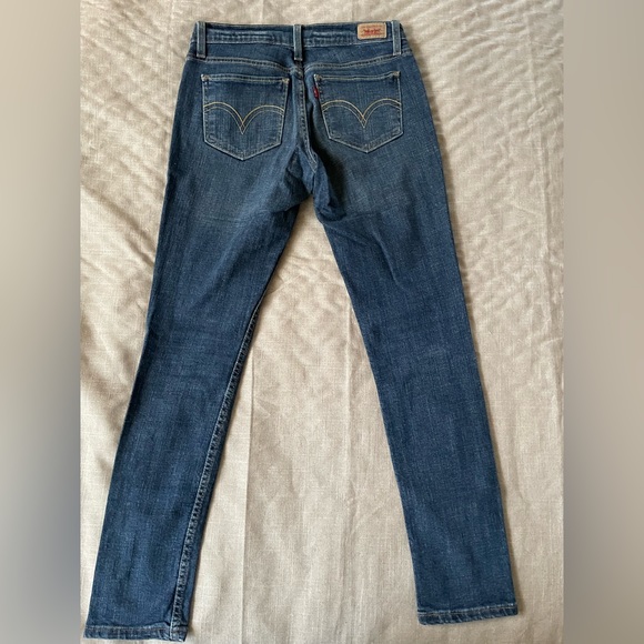Levi’s Straight Leg Jeans - Picture 2 of 5